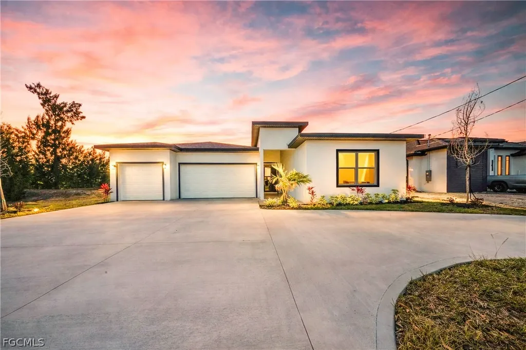 2324 SW 20th Avenue Cape Coral FL 33991