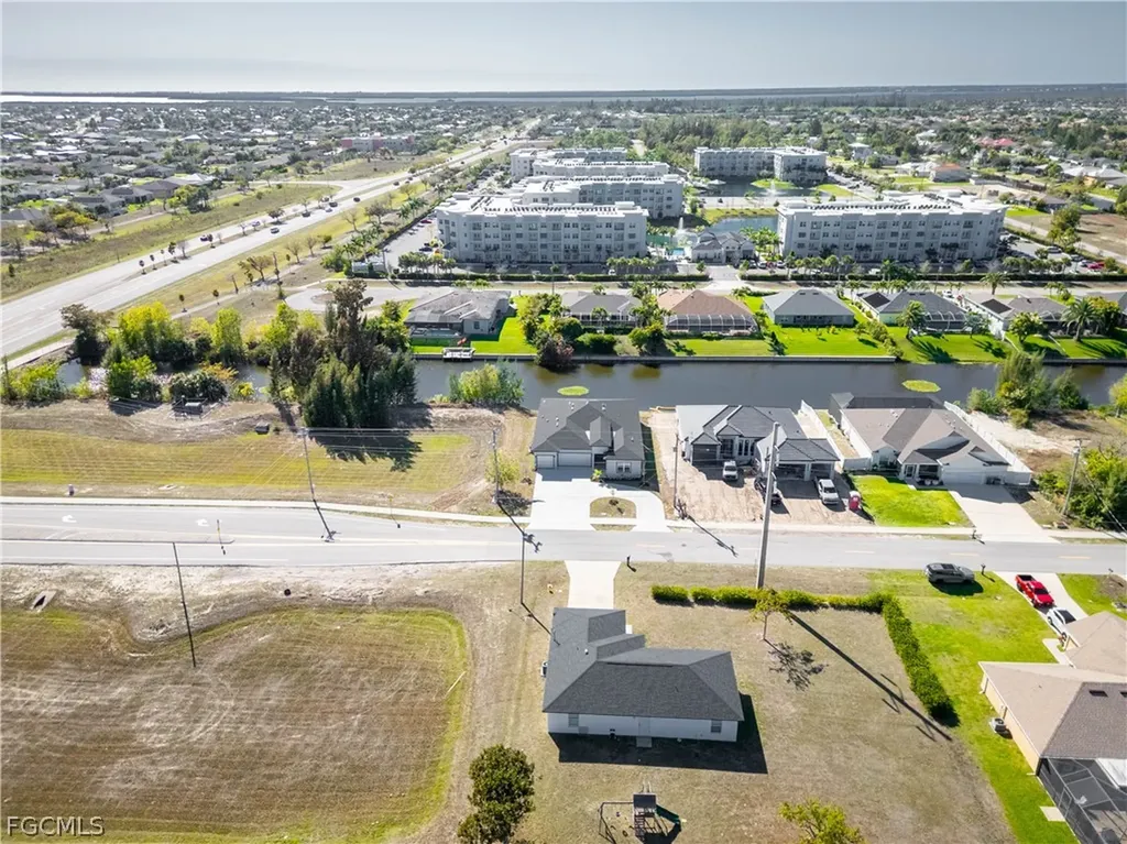 2324 SW 20th Avenue Cape Coral FL 33991