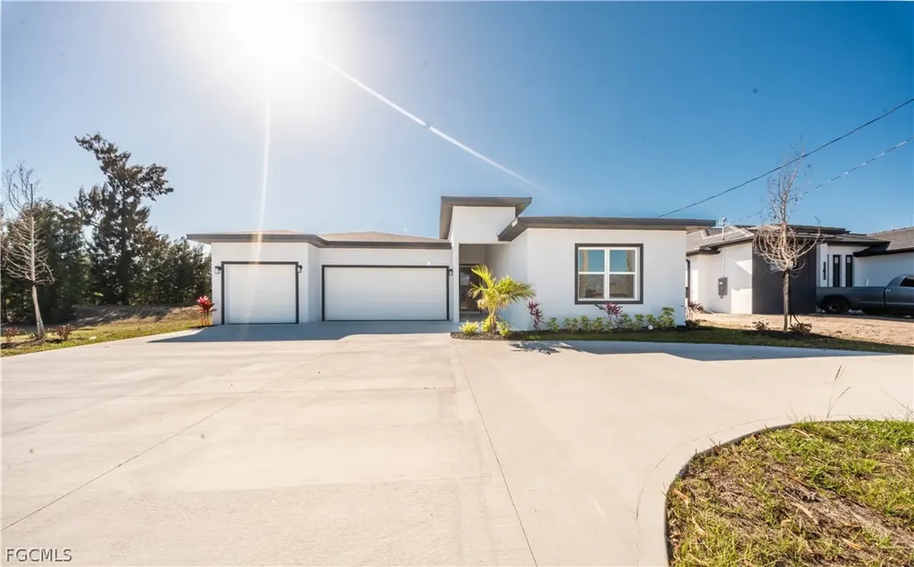2324 SW 20th Avenue Cape Coral FL 33991