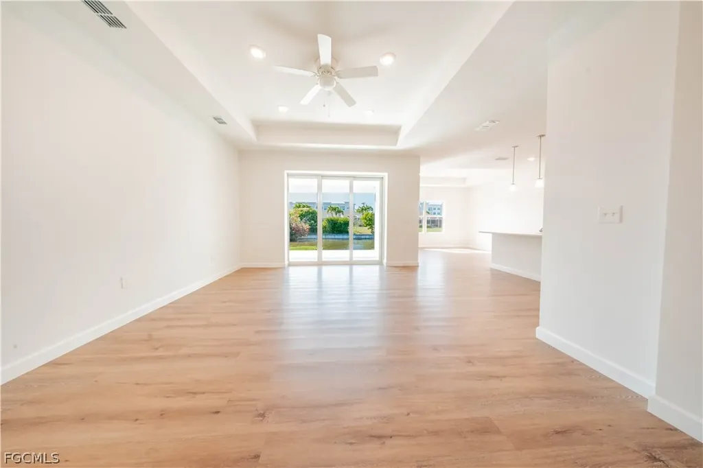 2324 SW 20th Avenue Cape Coral FL 33991