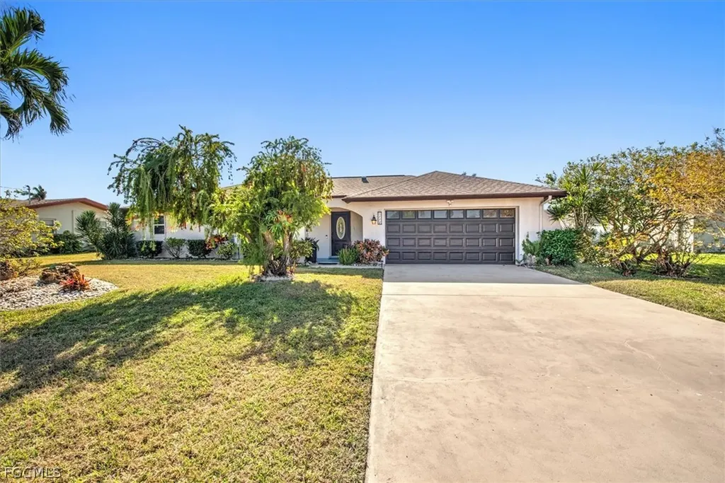 118 SE 43rd Street Cape Coral FL 33904