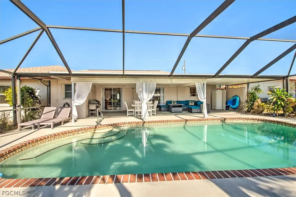 118 SE 43rd Street Cape Coral FL 33904