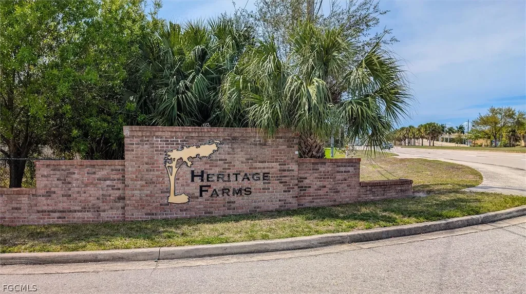 7324 Lake Drive Fort Myers FL 33908