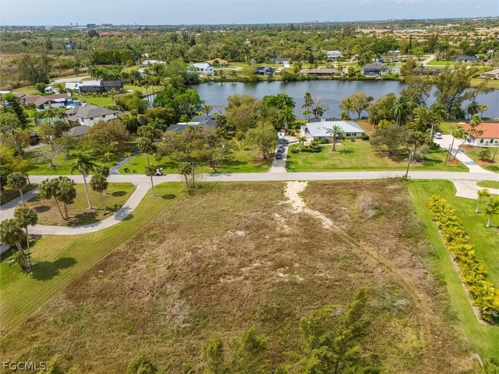 7324 Lake Drive Fort Myers FL 33908