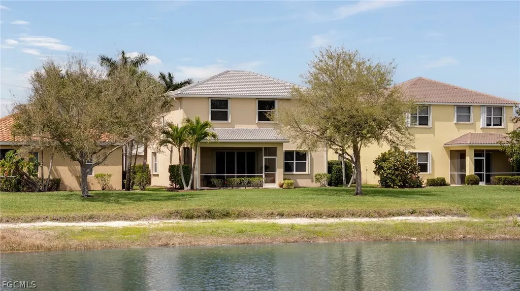 944 Golden Pond Court Cape Coral FL 33909
