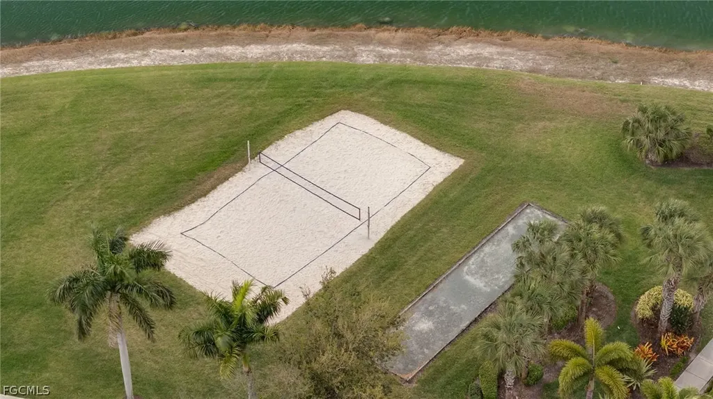 944 Golden Pond Court Cape Coral FL 33909