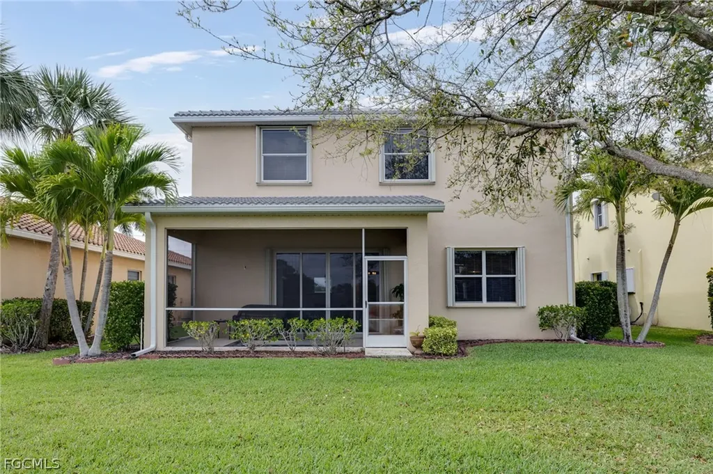 944 Golden Pond Court Cape Coral FL 33909