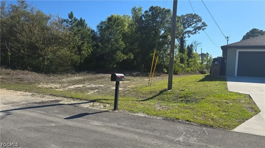 1600 Fred Avenue N Lehigh Acres FL 33971