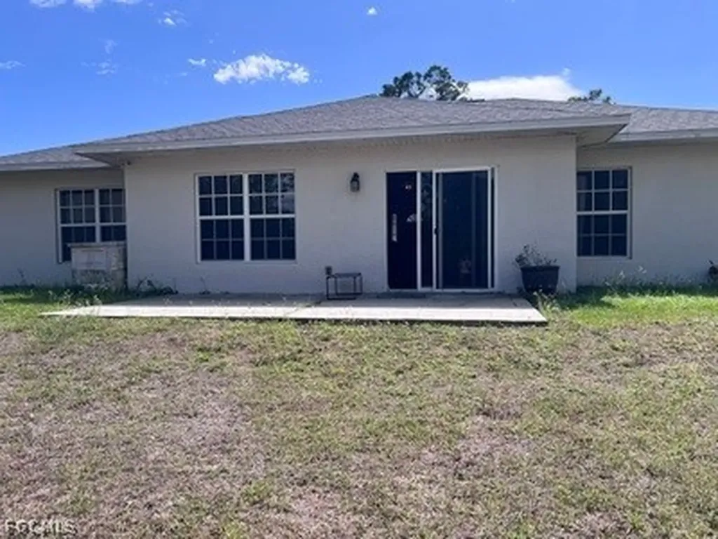 1107 Enrique Street E Lehigh Acres FL 33974