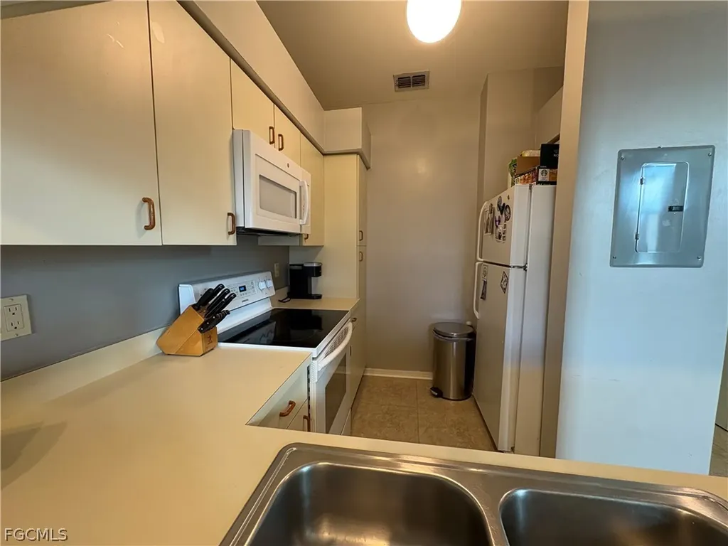 13226 Whitehaven Lane Fort Myers FL 33966