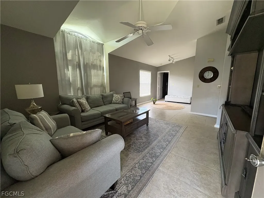 13226 Whitehaven Lane Fort Myers FL 33966