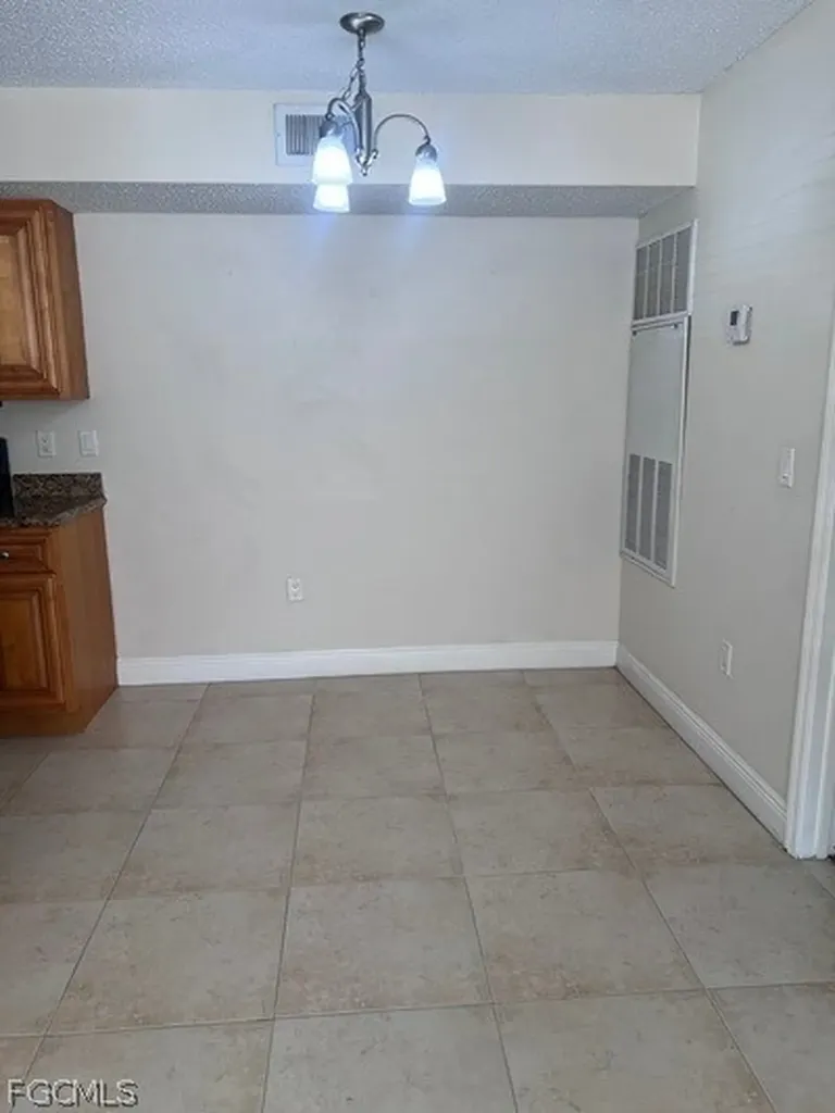 12571 Equestrian Circle Fort Myers FL 33907