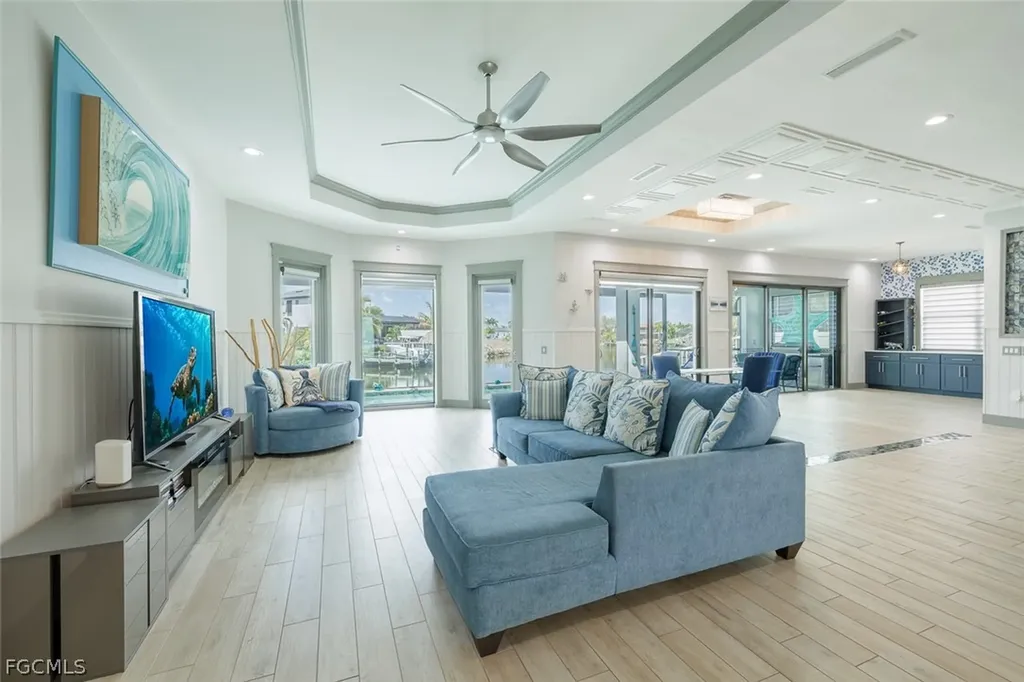 2532 SW 25th Avenue Cape Coral FL 33914