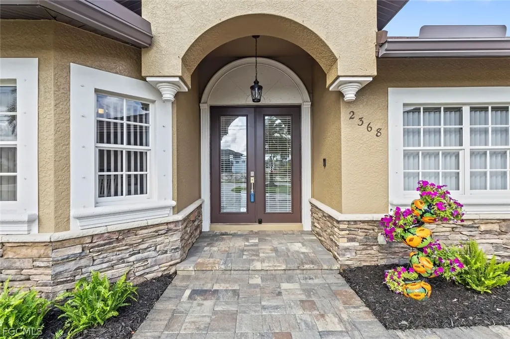 2368 NW 38th Place Cape Coral FL 33993