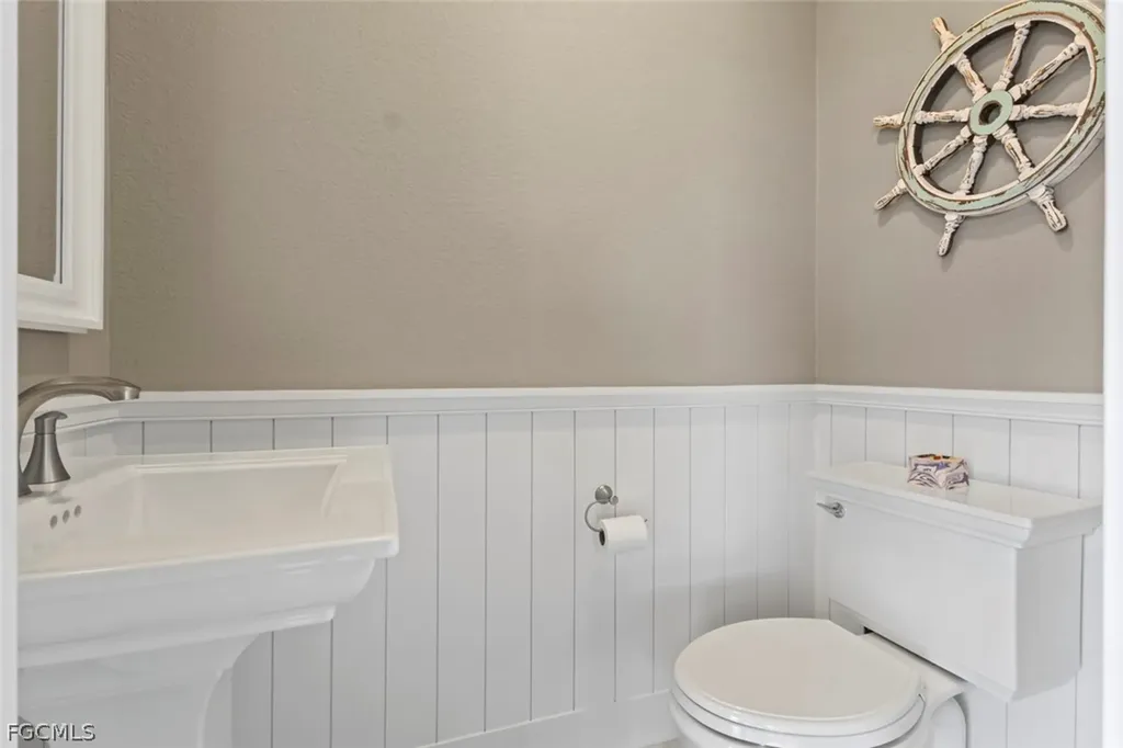 2368 NW 38th Place Cape Coral FL 33993