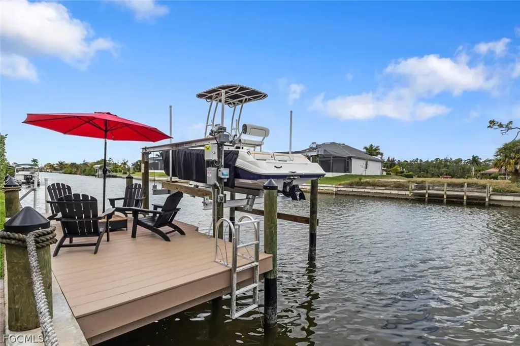 2368 NW 38th Place Cape Coral FL 33993