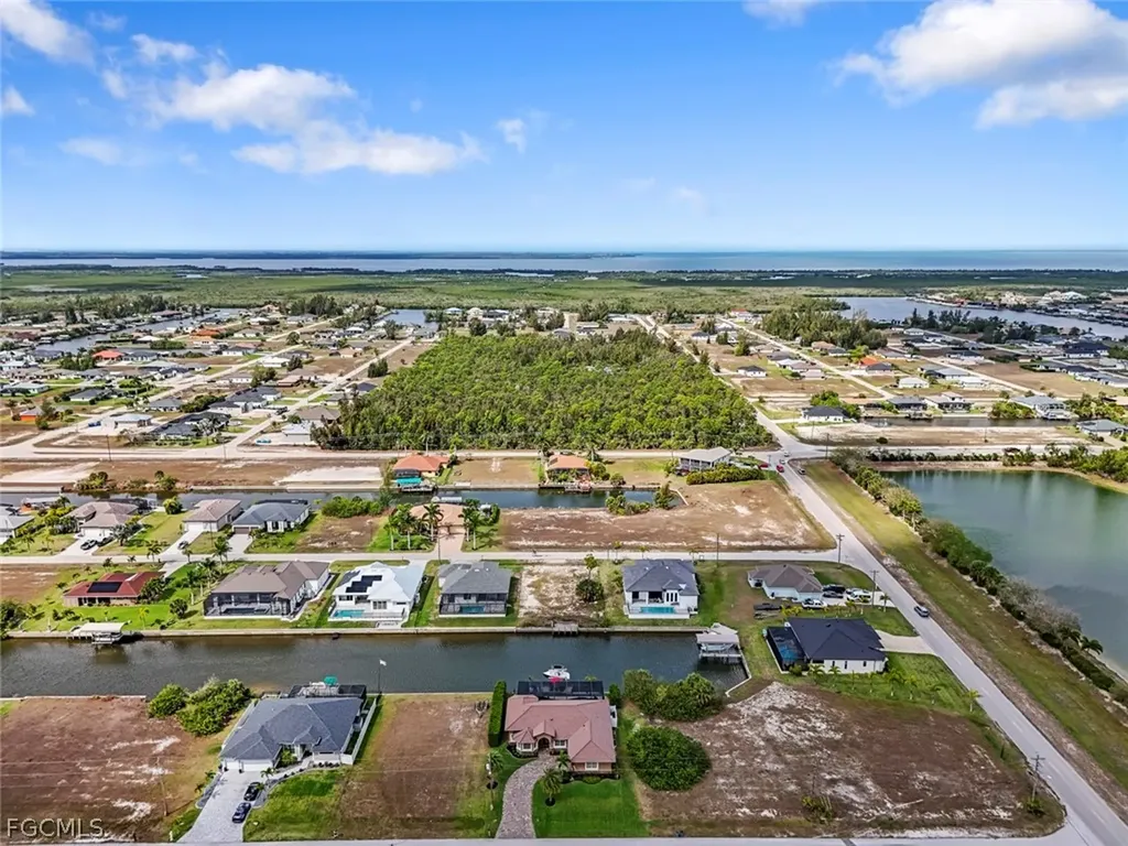 2368 NW 38th Place Cape Coral FL 33993