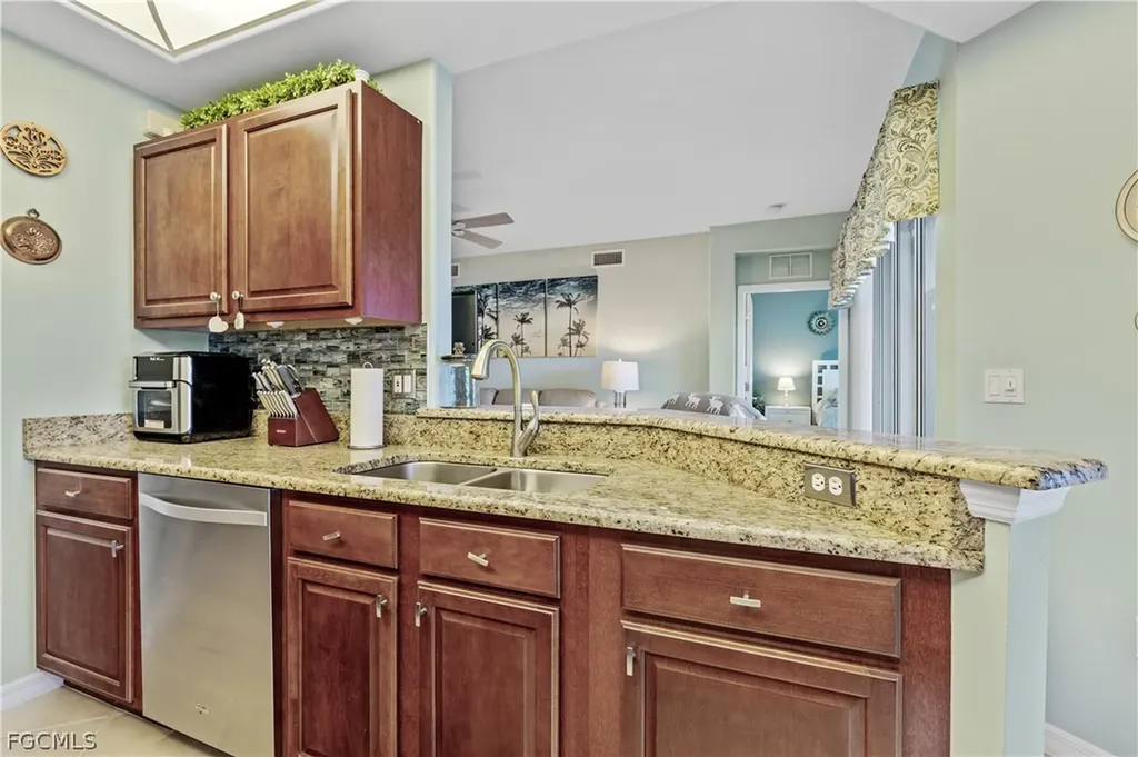 2623 Somerville Loop Cape Coral FL 33991