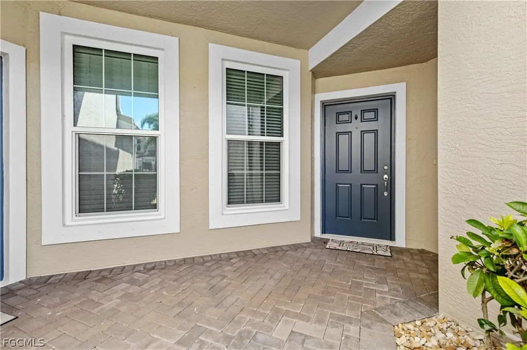 2623 Somerville Loop Cape Coral FL 33991