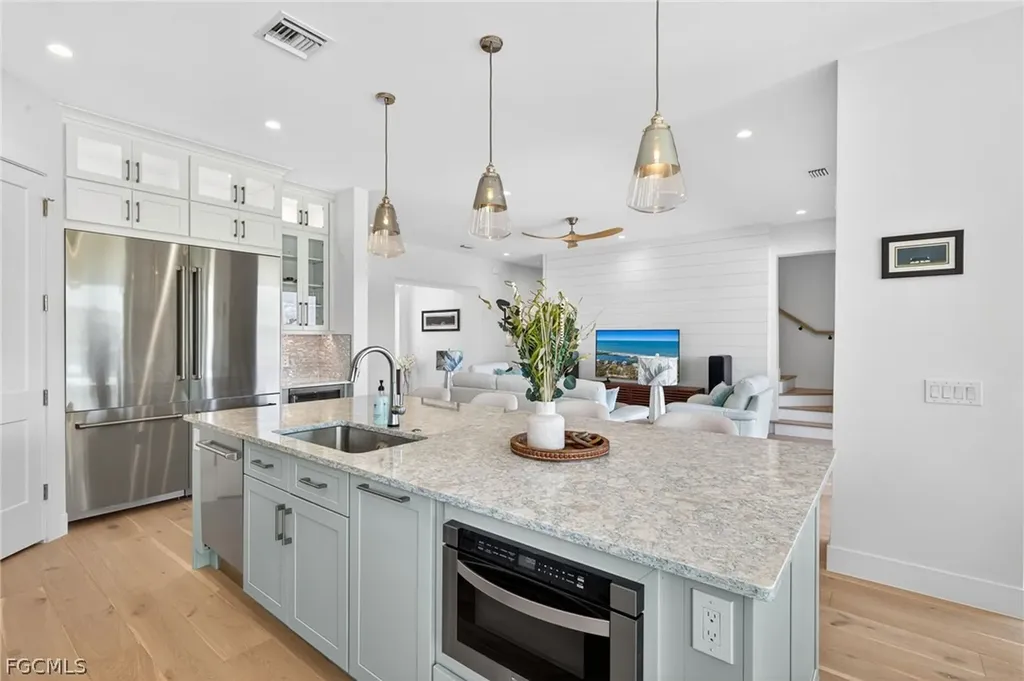 1272 Par View Drive Sanibel FL 33957
