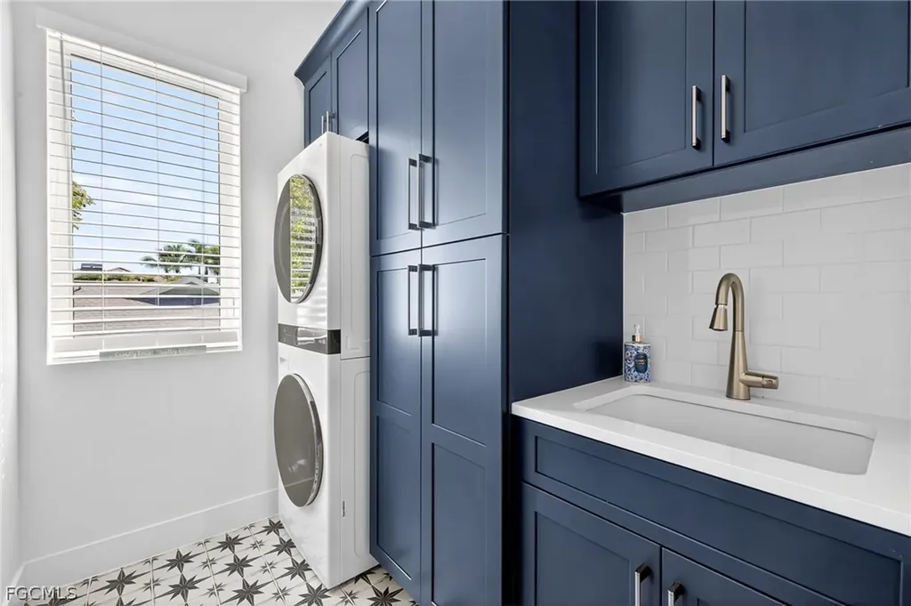 1272 Par View Drive Sanibel FL 33957