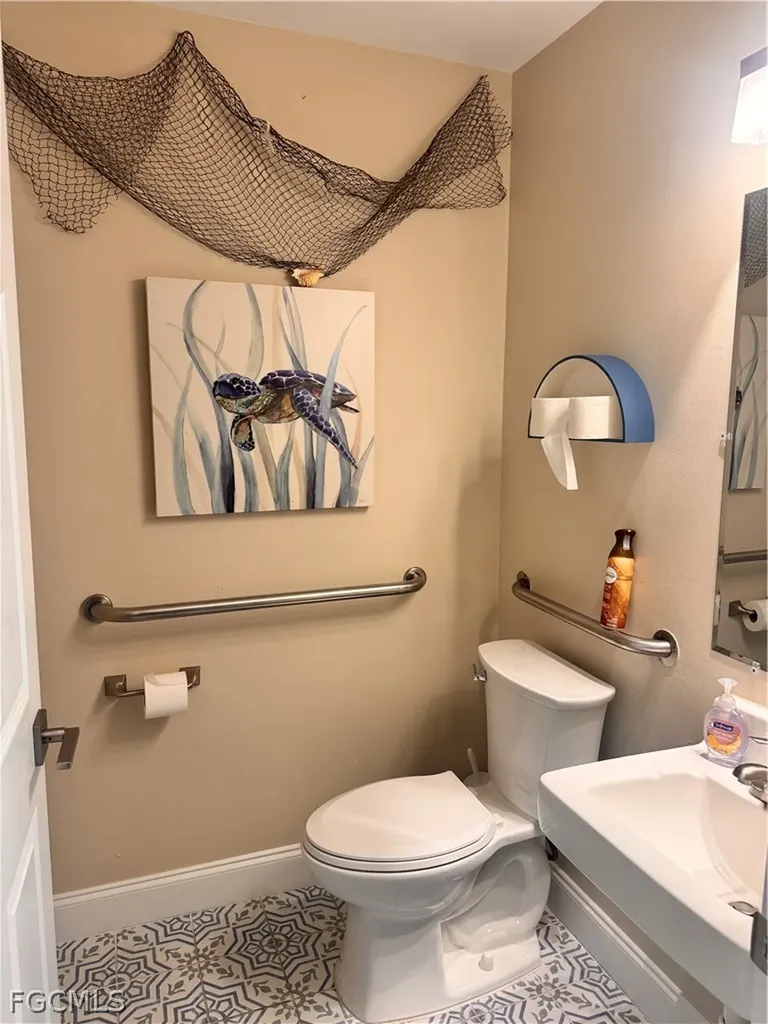 4510 N Key Drive North Fort Myers FL 33903