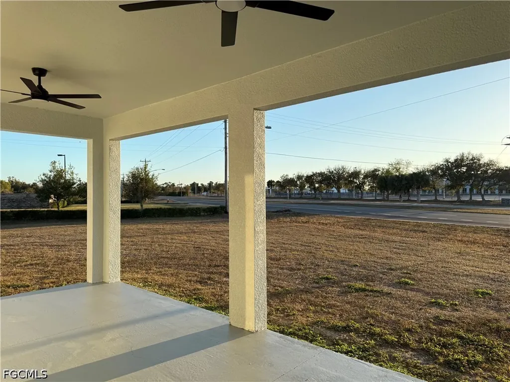 2 NE 3rd Lane Cape Coral FL 33909