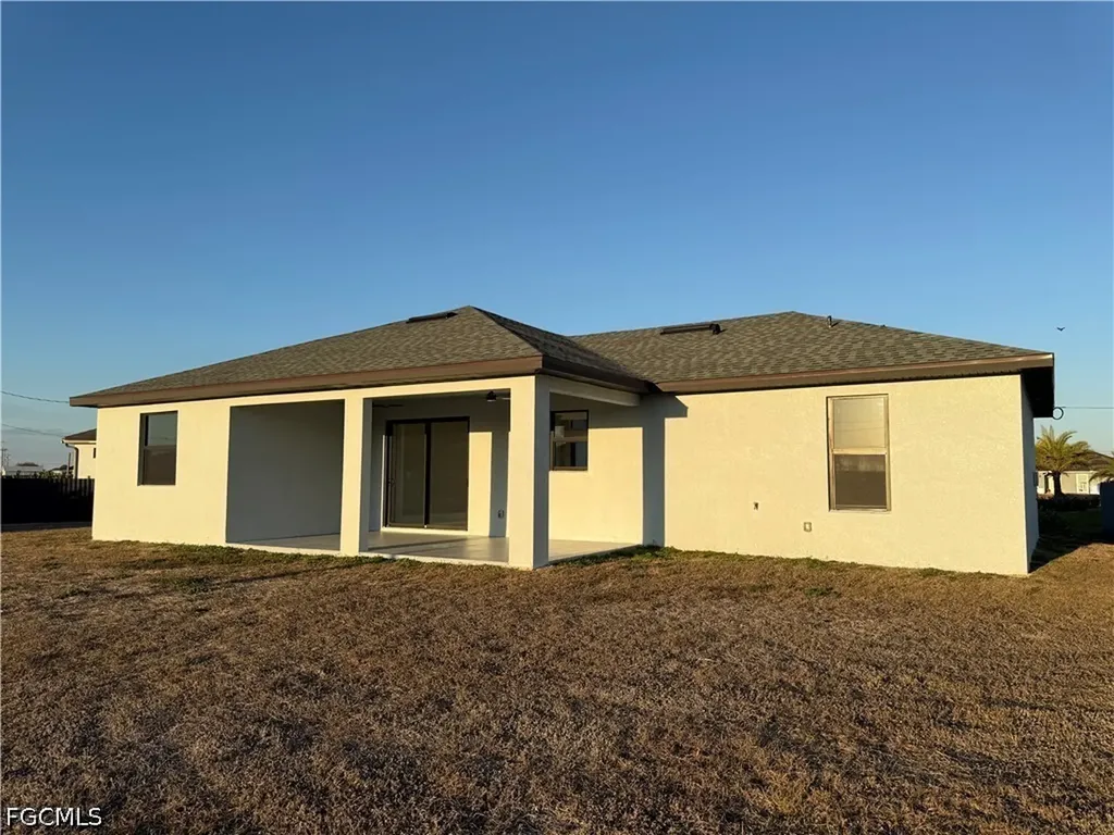2 NE 3rd Lane Cape Coral FL 33909