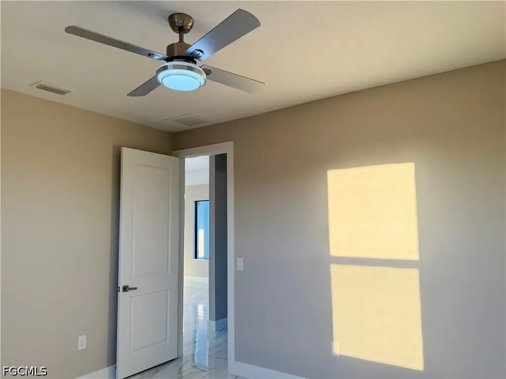 2 NE 3rd Lane Cape Coral FL 33909