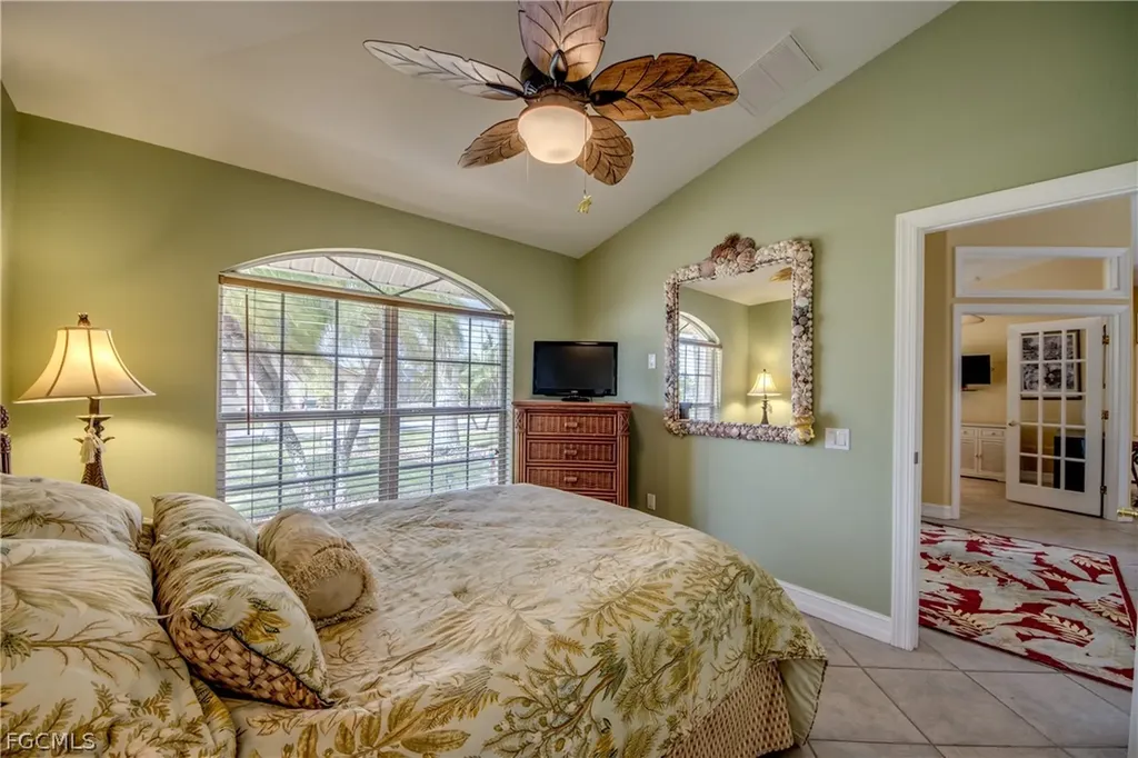 3809 SW 11th Court Cape Coral FL 33914