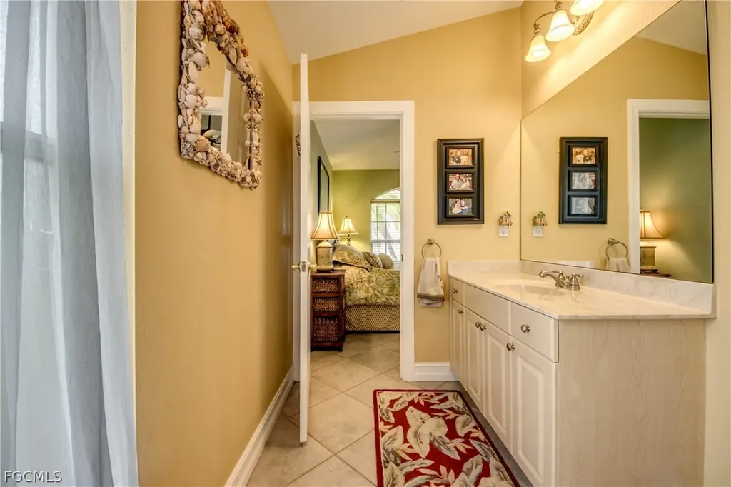 3809 SW 11th Court Cape Coral FL 33914