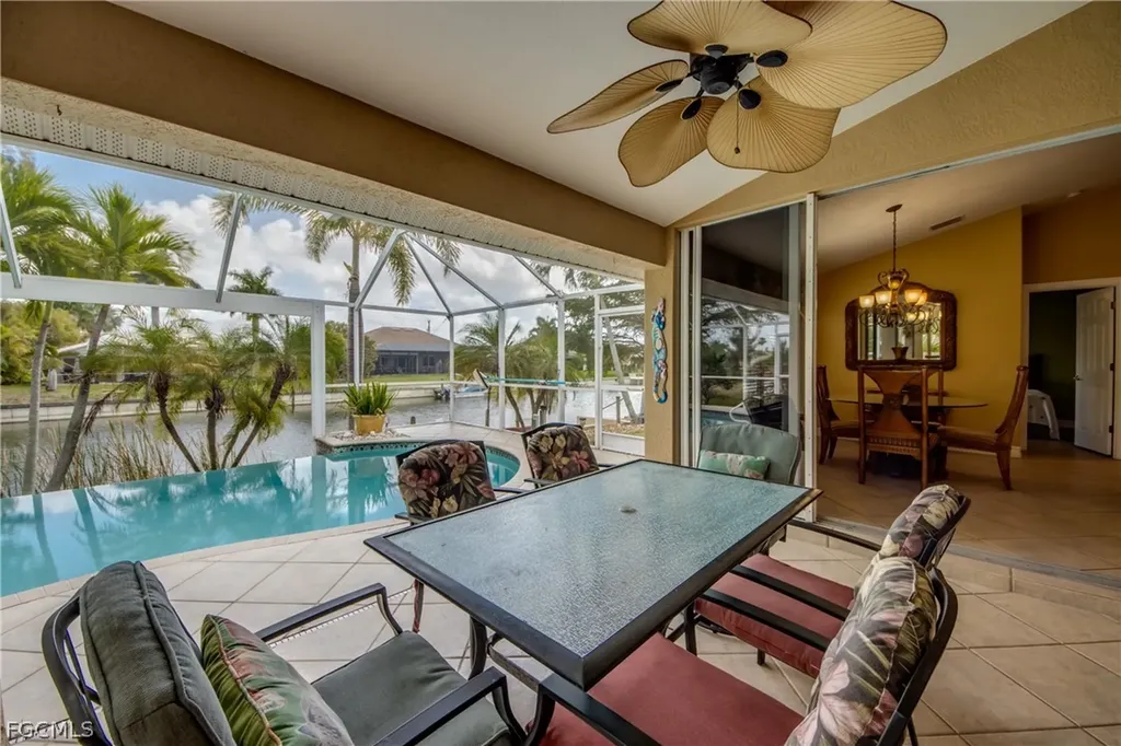 3809 SW 11th Court Cape Coral FL 33914