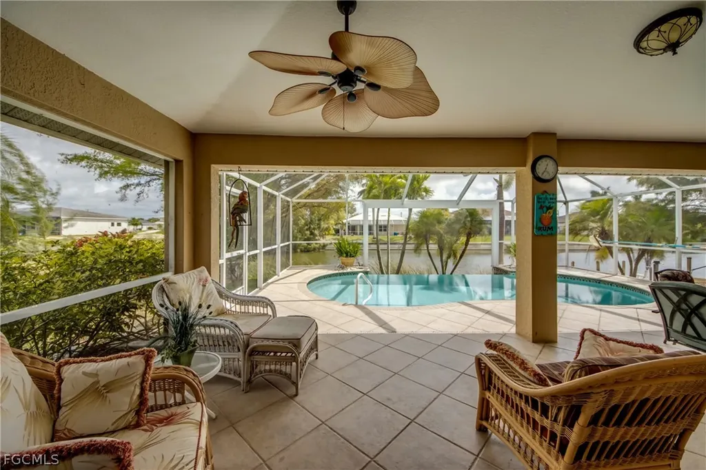 3809 SW 11th Court Cape Coral FL 33914
