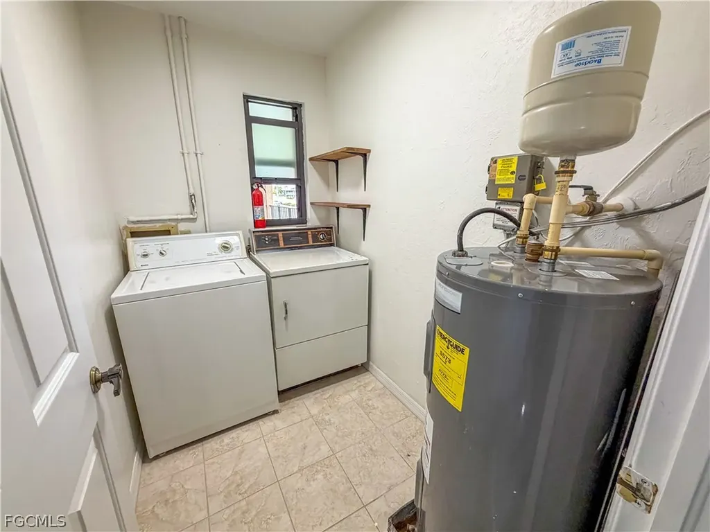232 Cape Coral Parkway E Cape Coral FL 33904