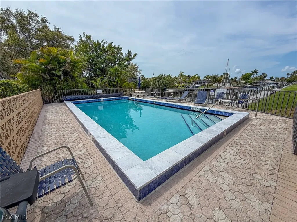 232 Cape Coral Parkway E Cape Coral FL 33904
