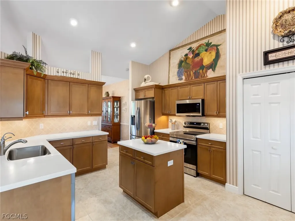 15567 Caloosa Creek Circle Fort Myers FL 33908