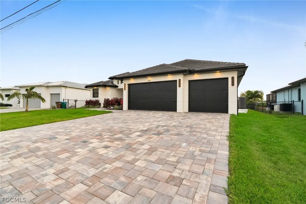 836 SW 36th Terrace Cape Coral FL 33914