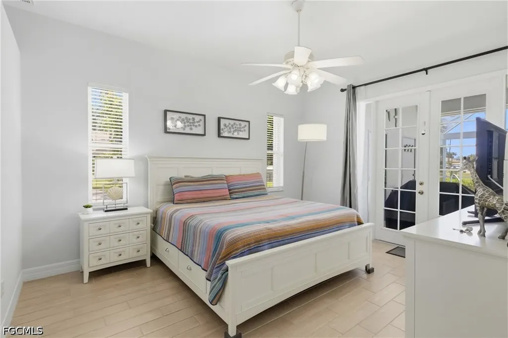928 SE 33rd Street Cape Coral FL 33904