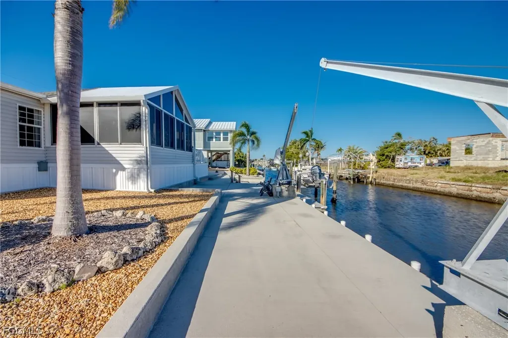 4892 Gulfgate Lane St. James City FL 33956