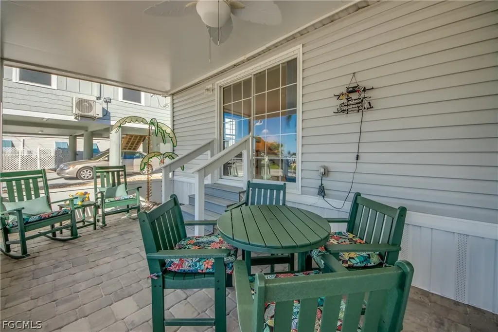 4892 Gulfgate Lane St. James City FL 33956