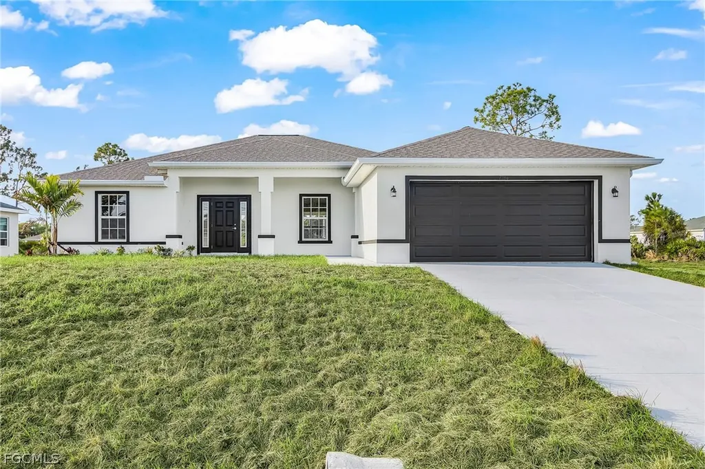 1704 NE 33rd Lane Cape Coral FL 33909