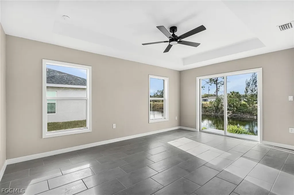 1704 NE 33rd Lane Cape Coral FL 33909