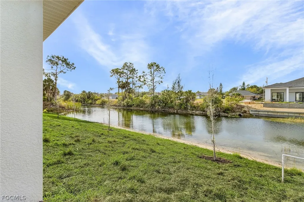 1704 NE 33rd Lane Cape Coral FL 33909