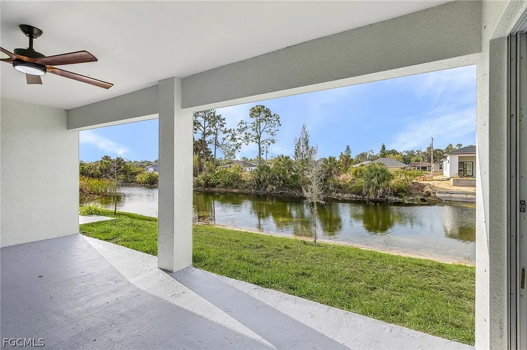 1704 NE 33rd Lane Cape Coral FL 33909