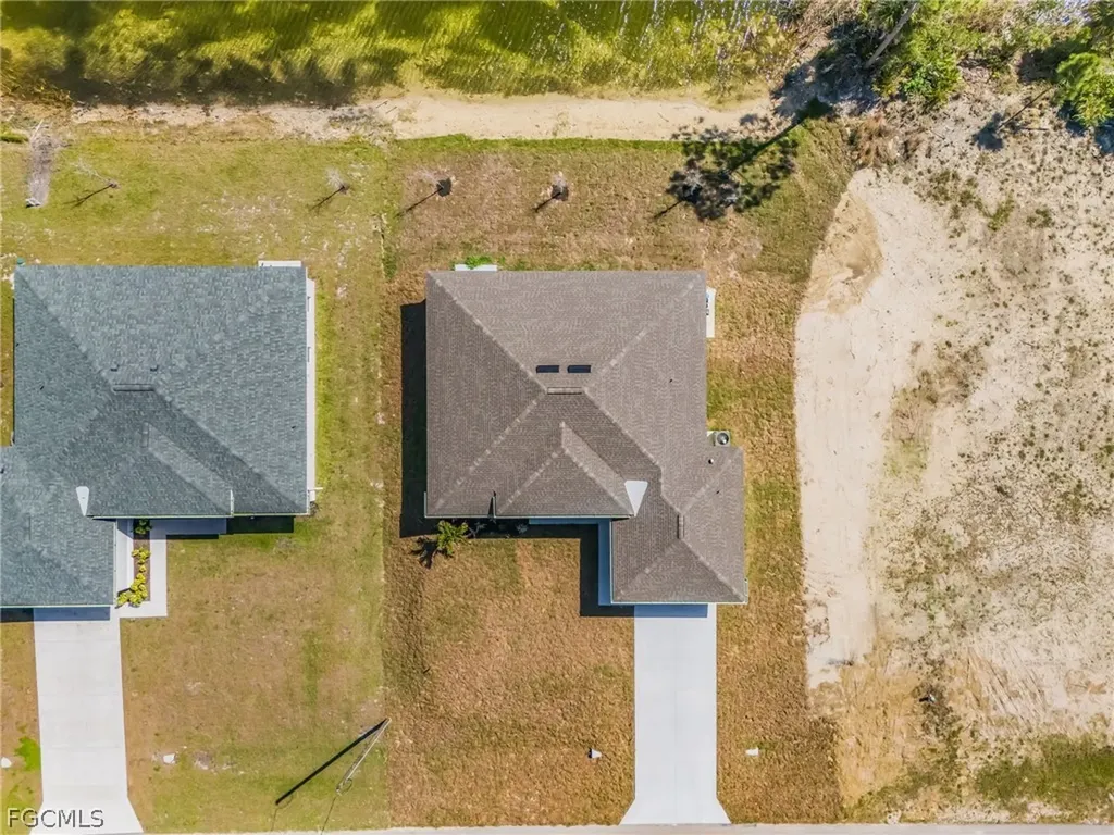 1704 NE 33rd Lane Cape Coral FL 33909