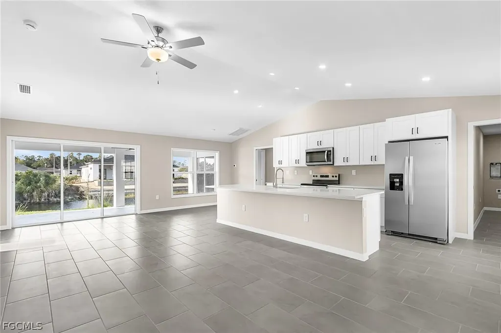 1704 NE 33rd Lane Cape Coral FL 33909