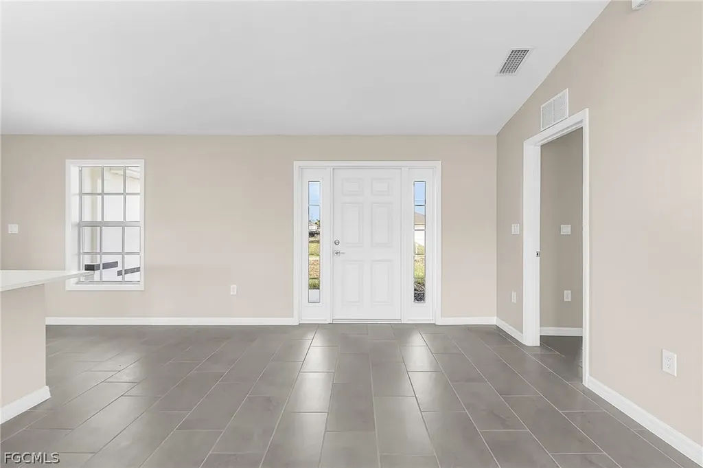1704 NE 33rd Lane Cape Coral FL 33909
