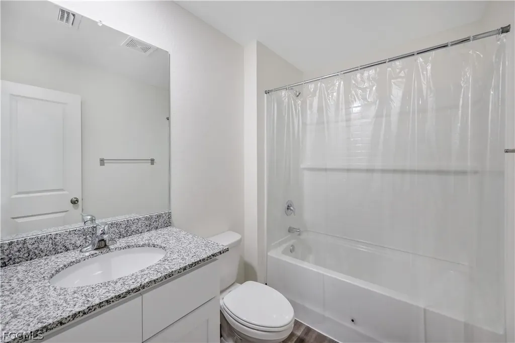 2210 SW 4th Street Cape Coral FL 33991