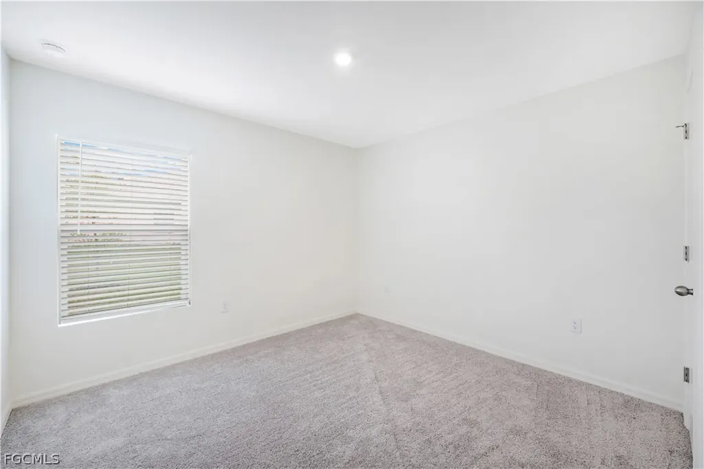2210 SW 4th Street Cape Coral FL 33991