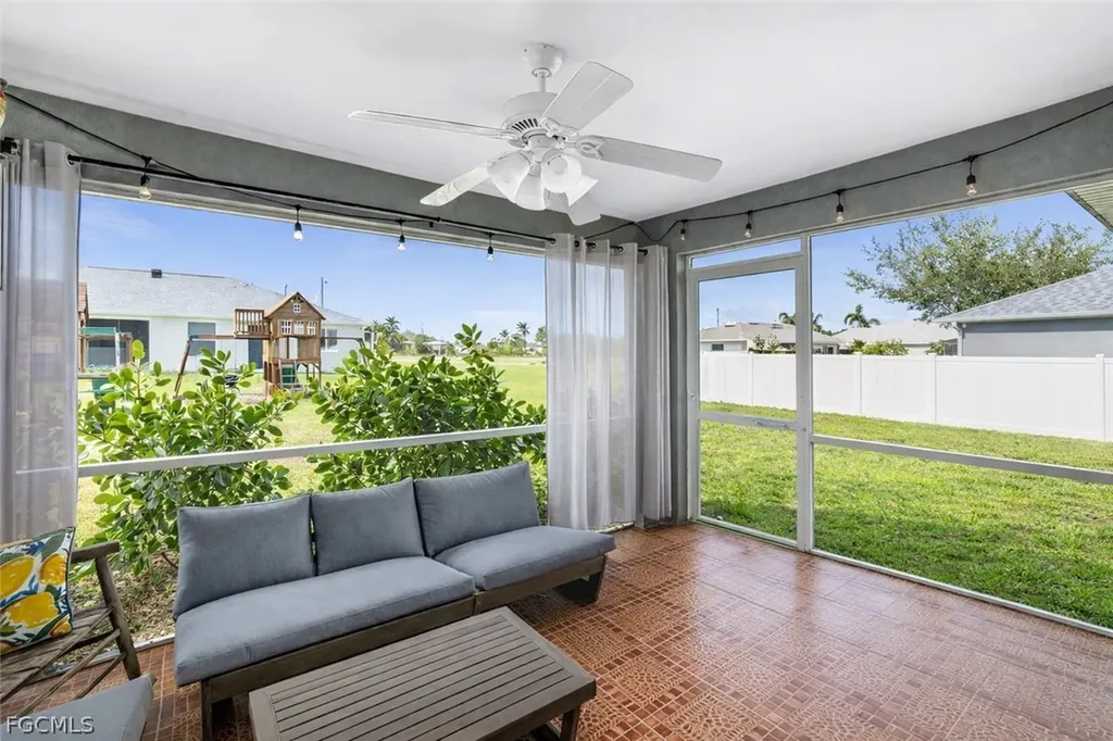 228 NW 29th Avenue Cape Coral FL 33993